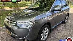 Grijs Gebruikt 2015 Mitsubishi Outlander Instyle SUV | € 14.900 (Eerlijke prijs)