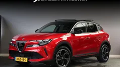 Gebruikt 2025 Alfa Romeo Junior Edizione Speciale SUV | € 35.395 (Eerlijke prijs)