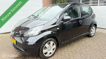 Occasion 2007 Toyota Aygo Hatchback | € 1.999 (Eerlijke prijs)