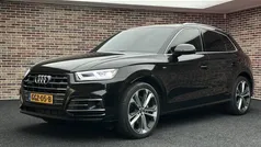 Zwart, metallic lak Gebruikt 2020 Audi Q5 Competition SUV | € 41.295 (Eerlijke prijs)