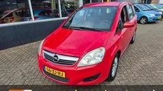 Rood Gebruikt 2008 Opel Zafira MPV | € 1.940 (Goede deal)