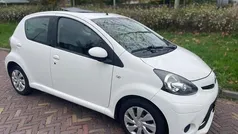 Gebruikt 2013 Toyota Aygo Hatchback | € 7.350 (Eerlijke prijs)