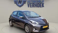 Grijs Gebruikt 2012 Toyota Yaris Hatchback | € 7.900 (Eerlijke prijs)