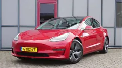 Rood, metallic lak Gebruikt 2019 Tesla Model 3 Long Range Sedan | € 22.400 (Eerlijke prijs)