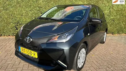 Occasion 2017 Toyota Aygo Hatchback | € 6.350 (Goede deal)