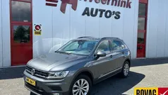 Grijs Gebruikt 2020 VW Tiguan Comfortline SUV | € 25.950 (Goede deal)
