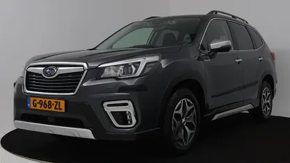 Grijs Occasion 2019 Subaru Forester SUV | € 32.450 (Eerlijke prijs)