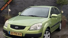 Groen Gebruikt 2006 Kia Rio 2 Hatchback | € 2.295 (Eerlijke prijs)