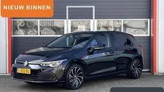 Gebruikt 2021 VW Golf VIII Business Hatchback | € 23.995 (Eerlijke prijs)