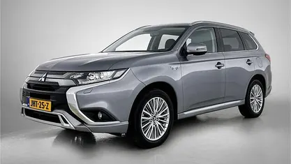 Occasion Mitsubishi Outlander Intense 230 PK (169 kW) 2020 SUV