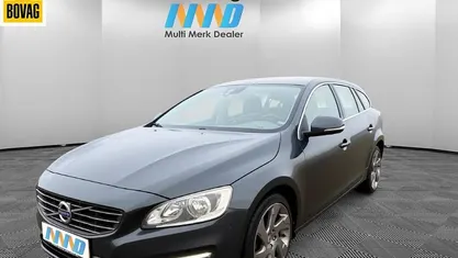 Grijs Occasion 2014 Volvo V60 Momentum Stationwagen | € 4.595 (Eerlijke prijs)