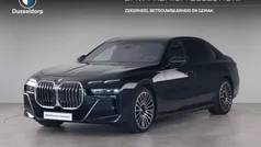 Zwart Gebruikt 2024 BMW i7 M Sport Sedan | € 82.950 (Eerlijke prijs)