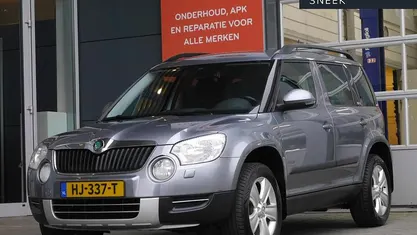 Grijs Gebruikt 2015 Skoda Yeti Ambition SUV | € 8.945 (Eerlijke prijs)