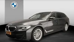 Grijs Gebruikt 2022 BMW 530e Executive Stationwagen | € 35.900 (Goede deal)