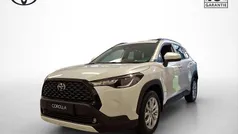 Wit parelmoer Nieuw 2025 Toyota Corolla Cross Active SUV | € 36.850 (Goede deal)