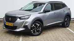 Grijs Gebruikt 2022 Peugeot 2008 Allure SUV | € 19.895 (Eerlijke prijs)