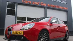 Rood Gebruikt 2015 Alfa Romeo Giulietta Quadrifoglio Verde Hatchback | € 13.950 (Goede deal)
