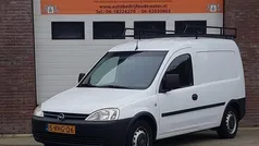 Wit Gebruikt 2010 Opel Combo MPV | € 1.899 (Eerlijke prijs)