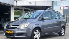 Grijs Gebruikt 2008 Opel Zafira Executive MPV | € 1.950 (Goede deal)