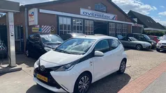 Gebruikt 2014 Toyota Aygo X-play Hatchback | € 99.999