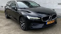 Gebruikt 2019 Volvo V60 Momentum Stationwagen | € 26.499 (Super prijs)