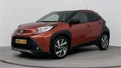 Rood Gebruikt 2023 Toyota Aygo Envy Hatchback | € 22.125 (Eerlijke prijs)