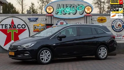 Blauw Gebruikt 2018 Opel Astra Edition Stationwagen | € 10.450 (Eerlijke prijs)