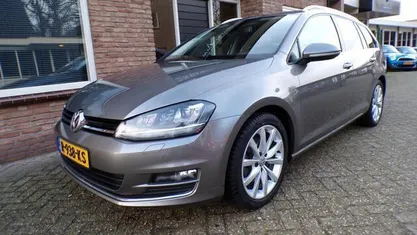 Occasion 2015 VW Golf VII Edition Stationwagen | € 12.900 (Eerlijke prijs)