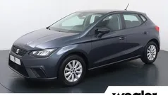Grijs Gebruikt 2023 Seat Ibiza Style Hatchback | € 15.940 (Eerlijke prijs)