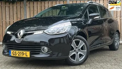 Occasion Renault Clio GrandTour Night&Day 90 PK (66 kW) 2015 Zwart Stationwagen