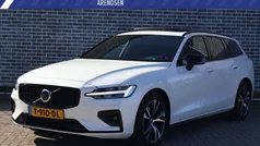 Wit Gebruikt 2023 Volvo V60 Plus Stationwagen | € 39.694 (Eerlijke prijs)