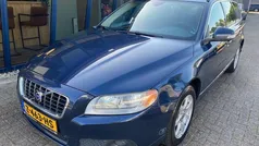Blauw Gebruikt 2009 Volvo V70 Kinetic Stationwagen | € 10.945 (Eerlijke prijs)