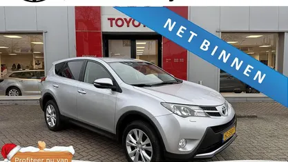 Grijs Gebruikt 2016 Toyota RAV4 Business Edition SUV | € 19.749 (Eerlijke prijs)