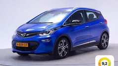 Blauw, metallic lak Gebruikt 2019 Opel Ampera Business Hatchback | € 13.745 (Eerlijke prijs)