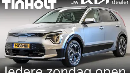 Grijs Gebruikt 2024 Kia e-Niro Advance SUV | € 31.950 (Eerlijke prijs)