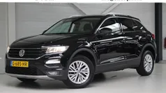 Zwart Gebruikt 2019 VW T-Roc Business SUV | € 24.795 (Eerlijke prijs)