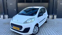 Wit Gebruikt 2013 Peugeot 107 Access Hatchback | € 3.299 (Eerlijke prijs)