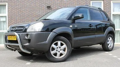Zwart Gebruikt 2005 Hyundai Tucson Style SUV | € 3.450 (Eerlijke prijs)