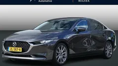 Machine gray Gebruikt 2019 Mazda 3 Comfort Sedan | € 16.925 (Eerlijke prijs)