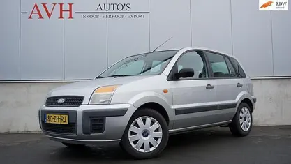 Grijs Gebruikt 2008 Ford Fusion Cool & Sound Edition MPV | € 2.750 (Eerlijke prijs)