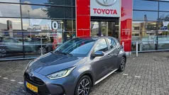 Gebruikt 2022 Toyota Yaris Hybrid Hatchback | € 20.950 (Eerlijke prijs)