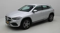 Grijs Gebruikt 2020 Mercedes GLA200 Business SUV | € 33.950 (Super prijs)