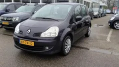 Paars, metallic lak Gebruikt 2010 Renault Grand Modus Expression MPV | € 2.950 (Eerlijke prijs)