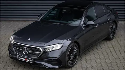 Occasion 2025 Mercedes E220 AMG line Sedan | € 69.900