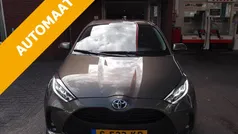 Groen Gebruikt 2023 Toyota Yaris Hybrid Hatchback | € 22.750 (Eerlijke prijs)