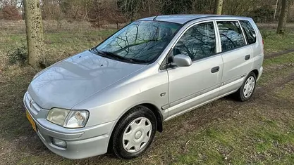 Occasion Mitsubishi Space Star 82 PK (60 kW) 2001 Grijs MPV