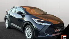 Gebruikt 2024 Toyota C-HR Business Edition SUV | € 29.990 (Eerlijke prijs)