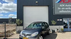 Grijs Gebruikt 2006 Renault Scénic II Dynamique MPV | € 2.750 (Eerlijke prijs)