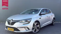 Grijs Gebruikt 2016 Renault Mégane III GT Hatchback | € 13.899 (Eerlijke prijs)