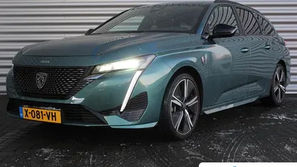 Blauw Gebruikt 2024 Peugeot 308 SW GT Stationwagen | € 27.395 (Goede deal)